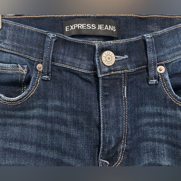 Express Mia mid-rise legging jeans. Size 4R. - Picture 4 of 4